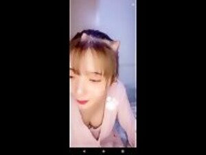 Beautiful Chinese Model Live Webcam Masturbation 2